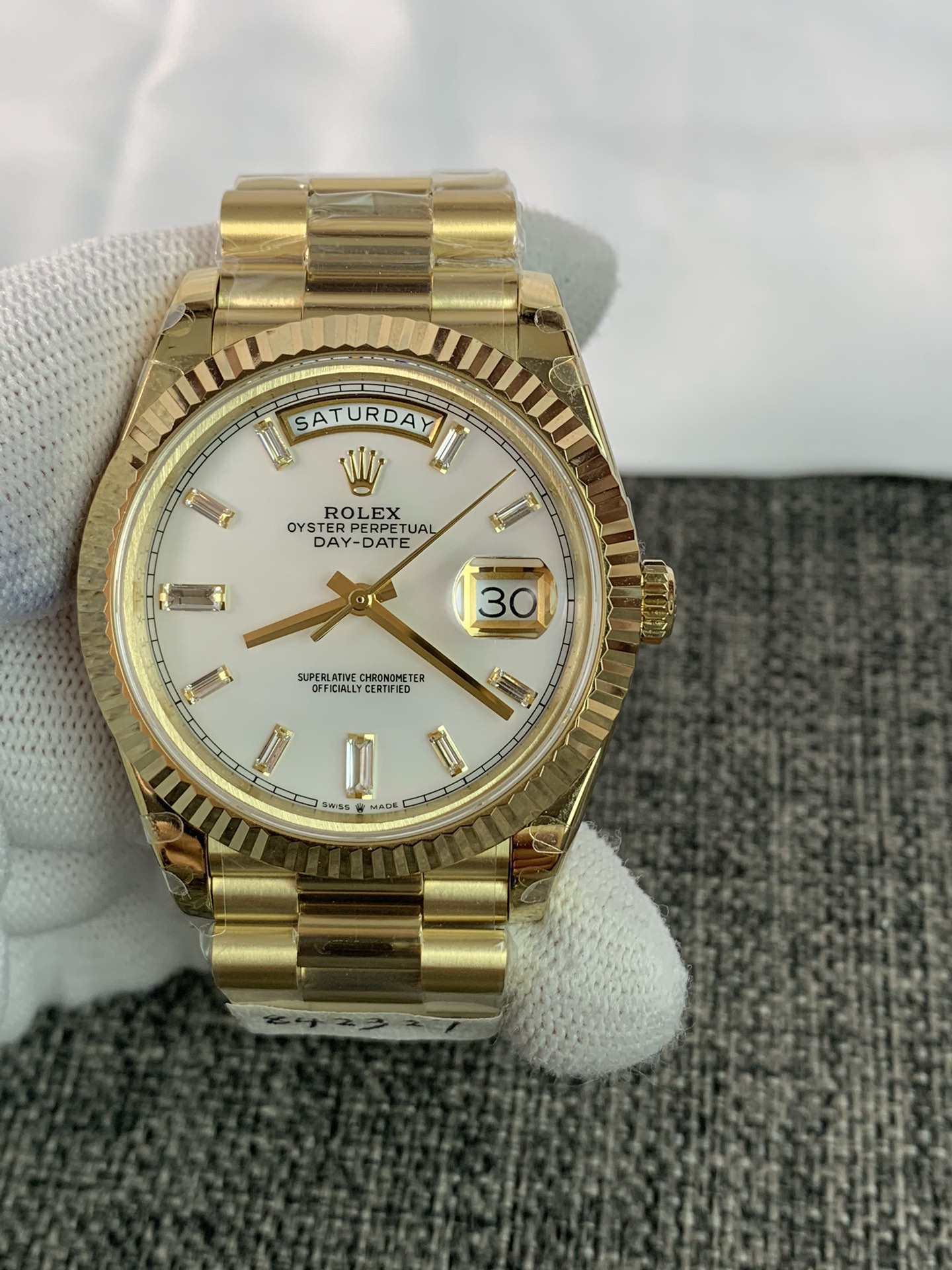 Replika Rolex Day-Date 228238